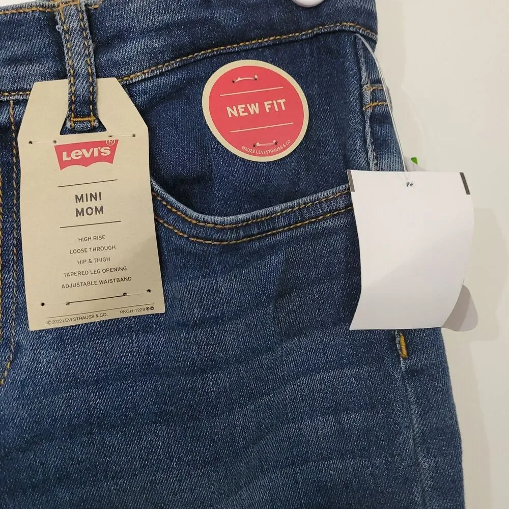 Levi's Girls' High-Rise Mini‎ Mom Jeans - Size 12 Reg
